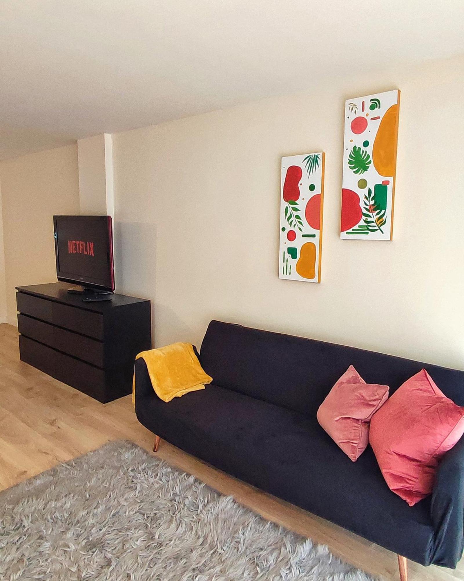 Duplex Apartment In Leeds With King Size Bed - Long Stay Rates Available 외부 사진